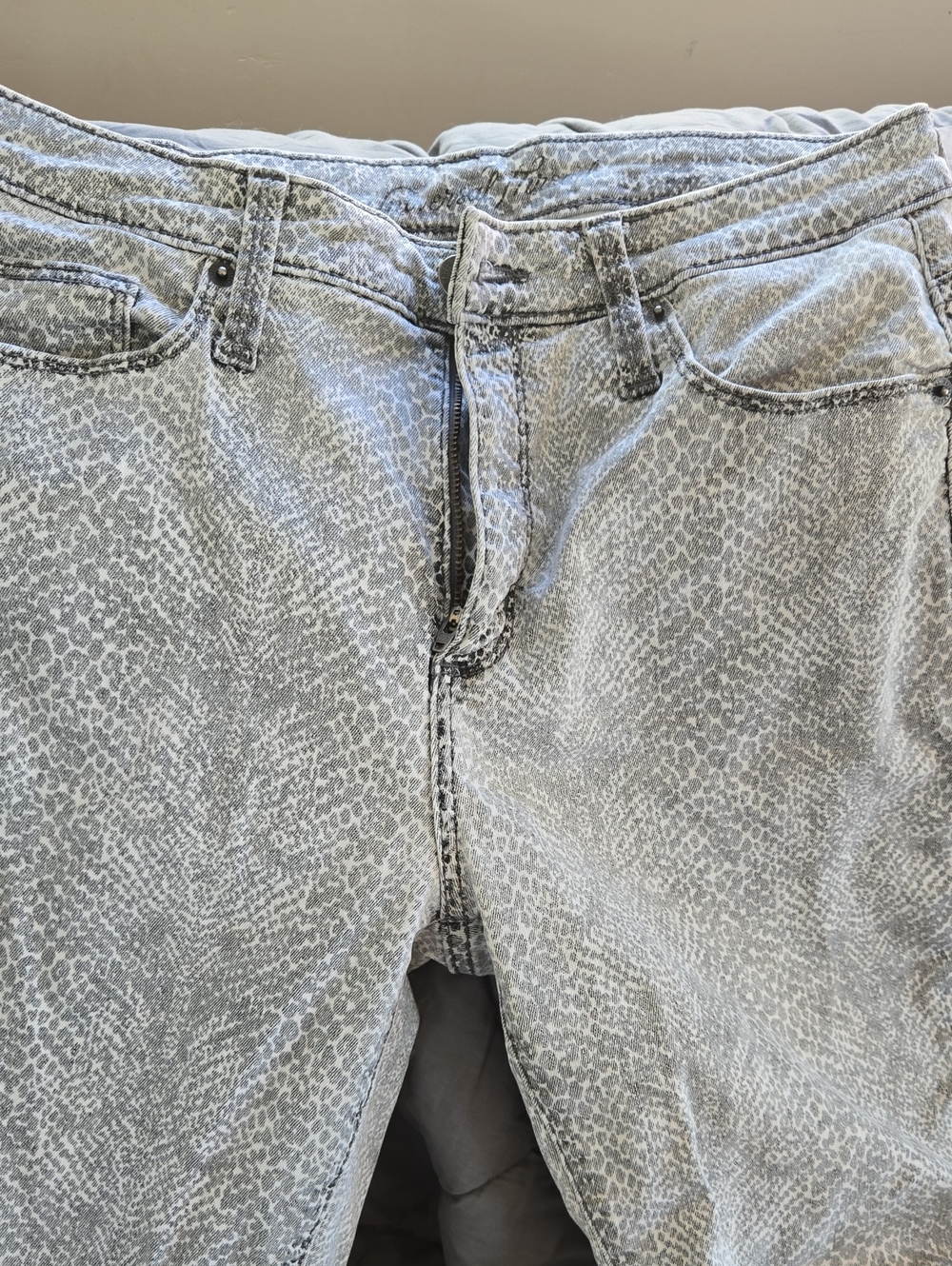 Unique Womens Gray Patterned Jeans - Casual Straight Fit